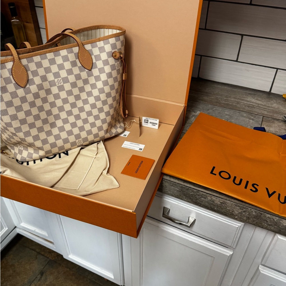 Louis Vuitton NEVERF.MM NV D.AZUR CREME